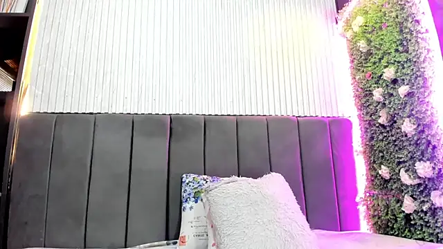 Snapshot of Skarlett_hot_ chatting on 14, 1, 2026 Skarlett hot online show from 14, 1, 2026