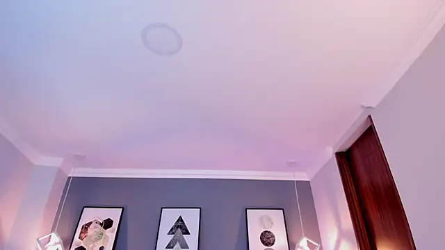 Snapshot of Nina_Ford chatting on 25, 4, 2026 Nina Ford online show from 25, 4, 2026