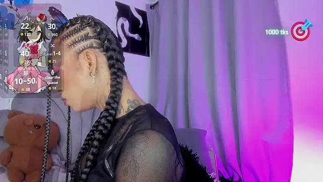Snapshot of michell_danna chatting on 28, 3, 2026 michell danna online show from 28, 3, 2026