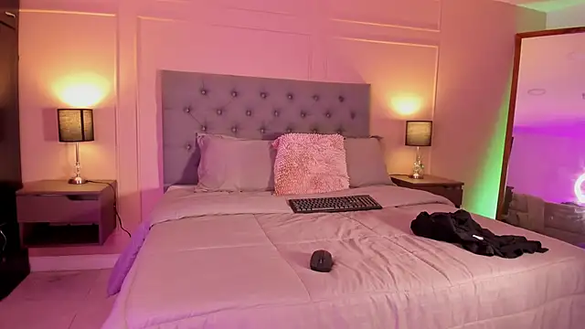 ALICESANDOVAL online show from 27, 9, 2025