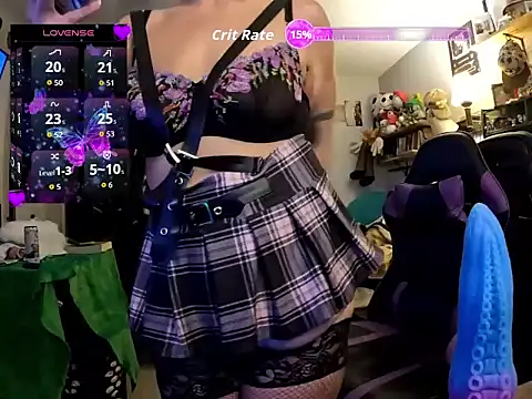 Snapshot of R4inbowK1tty chatting on 4, 2, 2026 R4inbowK1tty online show from 4, 2, 2026
