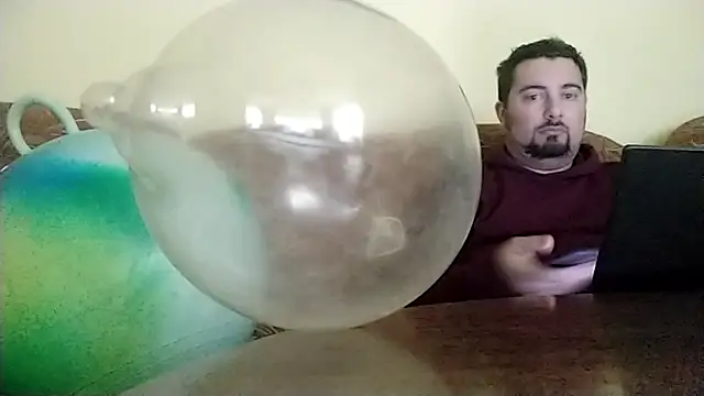 Snapshot of Joseph1Arnold chatting on 12, 11, 2025 Joseph1Arnold online show from 12, 11, 2025