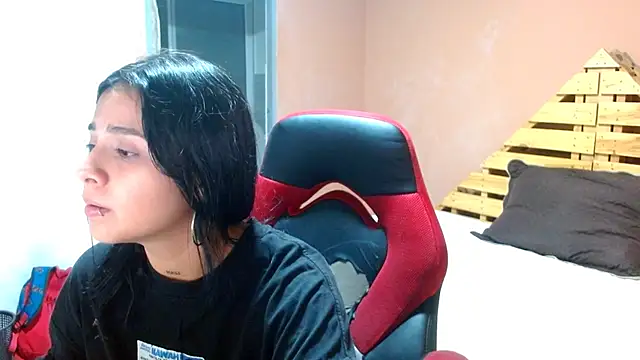 Snapshot of gracewoe chatting on 7, 10, 2025 gracewoe online show from 7, 10, 2025