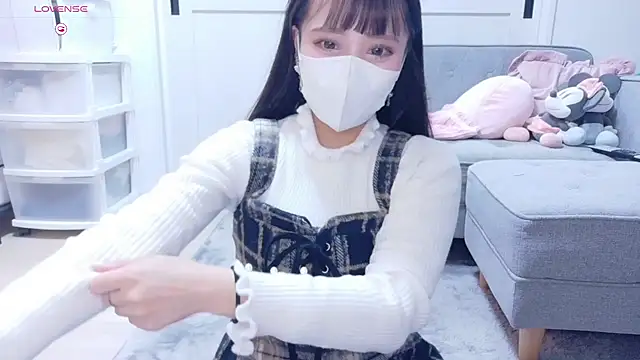 Snapshot of YURi_luv chatting on 16, 11, 2025 YURi luv online show from 16, 11, 2025