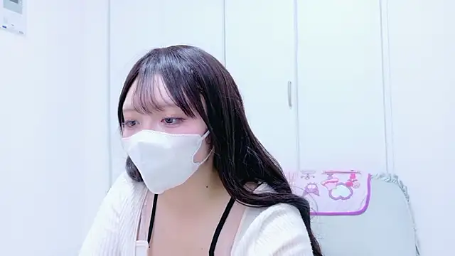 Snapshot of Riria-riri chatting on 22, 11, 2025 Riria-riri online show from 22, 11, 2025