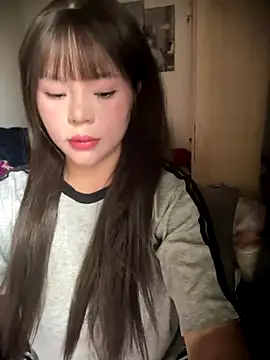 SarahBeii online show from 3, 10, 2025