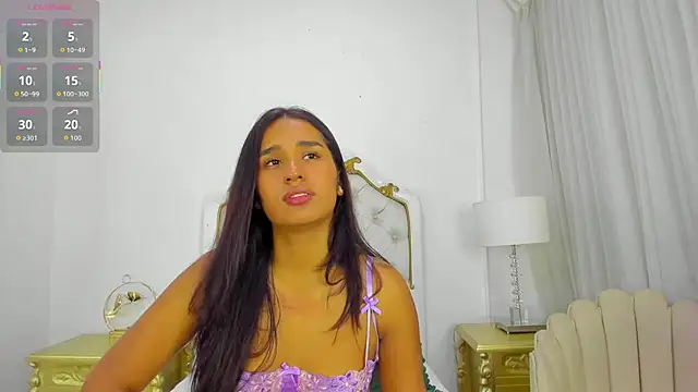 Snapshot of EbonyLudovica chatting on 10, 11, 2025 EbonyLudovica online show from 10, 11, 2025