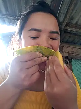 Snapshot of AnHa19 chatting on 7, 11, 2025 AnHa19 online show from 7, 11, 2025