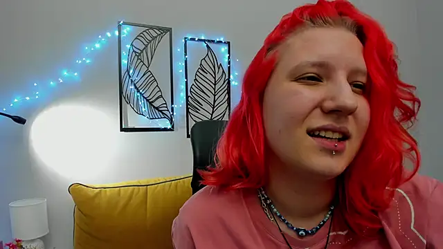 Hailey Foxy online show from 20, 4, 2026