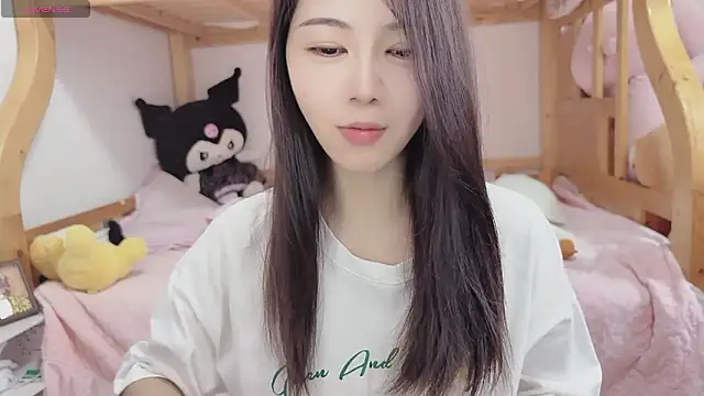 Sue101010 online show from 5, 10, 2025