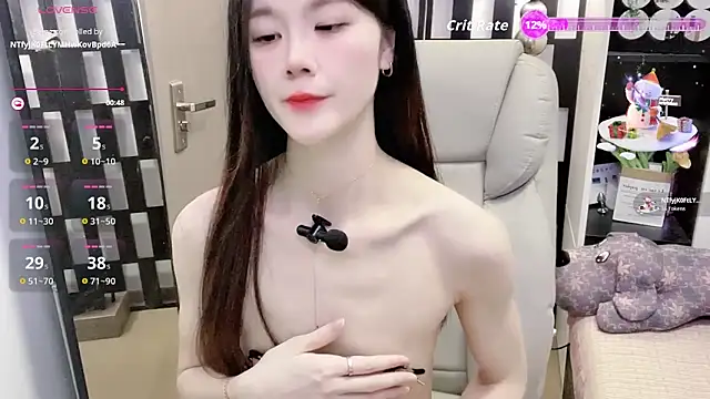 Snapshot of Yueyue-MM chatting on 10, 3, 2026 Yueyue-MM online show from 10, 3, 2026