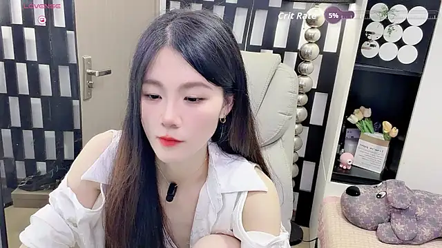 Snapshot of Yueyue-MM chatting on 28, 5, 2026 Yueyue-MM online show from 28, 5, 2026