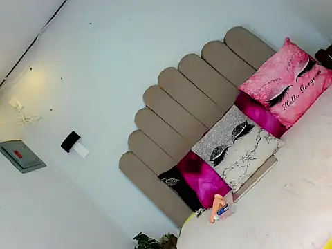 onegreatkandy online show from 8, 3, 2026