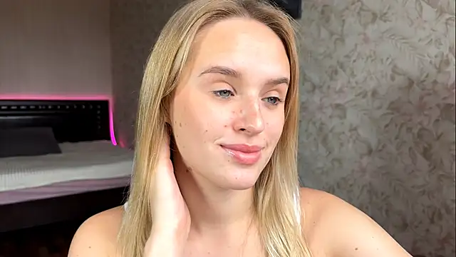 ElisabetLorney online show from 8, 10, 2025