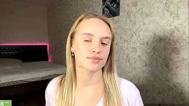 ElisabetLorney online show from 28, 10, 2025