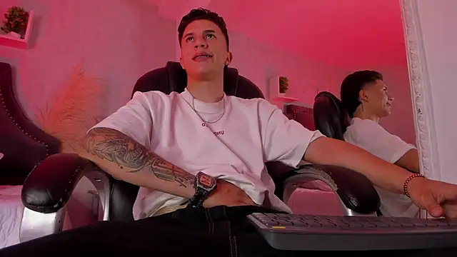 liaamsmiith  online show from 9, 1, 2026