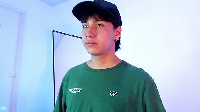 AngelFlexxx online show from 8, 9, 2025