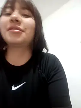 Snapshot of Zulema_R1 chatting on 8, 5, 2026 Zulema R1 online show from 8, 5, 2026