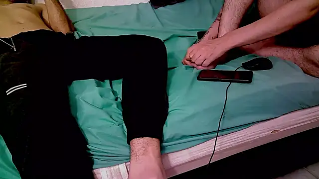 g0lden boss online show from 8, 10, 2025