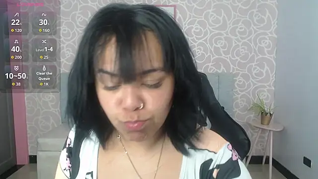 Snapshot of Vivi_rosse_ch chatting on 4, 12, 2025 Vivi rosse ch online show from 4, 12, 2025