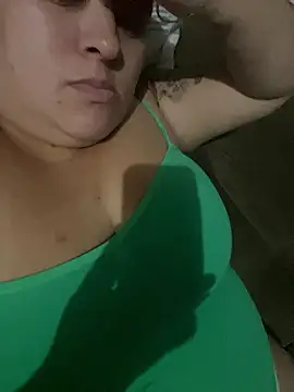 Snapshot of bruna438 chatting on 17, 1, 2026 bruna438 online show from 17, 1, 2026