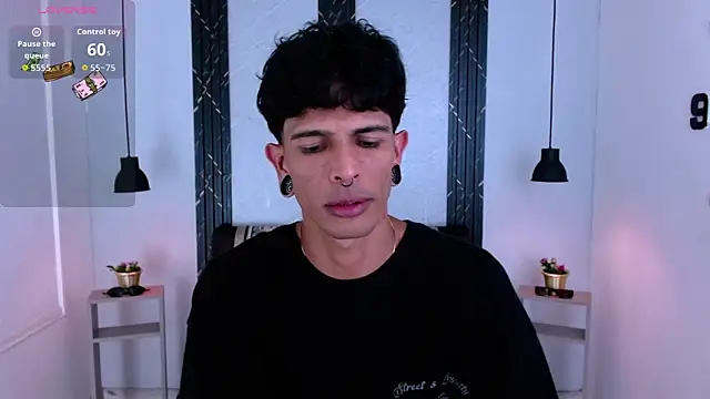 Snapshot of Franvill_Trato chatting on 2, 6, 2026 Franvill Trato online show from 2, 6, 2026