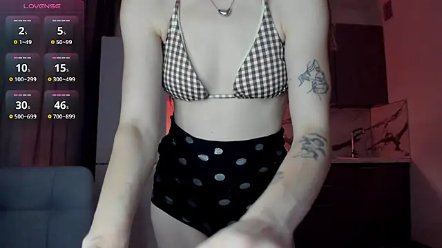 Miriamleroy  online show from 9, 10, 2025