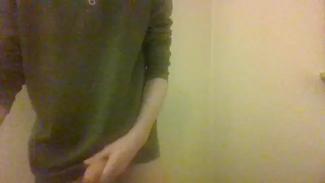 Snapshot of your_boy_toy18 chatting on 1, 10, 2025 your boy toy18 online show from 1, 10, 2025