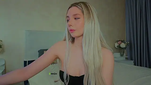 Snapshot of _sophielov chatting on 25, 6, 2026 sophielov online show from 25, 6, 2026