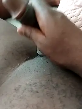 Snapshot of Welhaven30 chatting on 13, 11, 2025 Welhaven30 online show from 13, 11, 2025