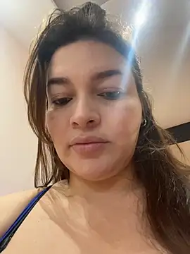 Snapshot of sarahreyess_11 chatting on 26, 3, 2026 sarahreyess 11 online show from 26, 3, 2026