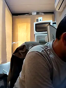 Az-09Ga online show from 9, 4, 2026