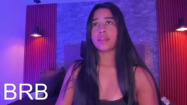 Snapshot of zoe_evans5 chatting on 25, 9, 2025 zoe evans5 online show from 25, 9, 2025