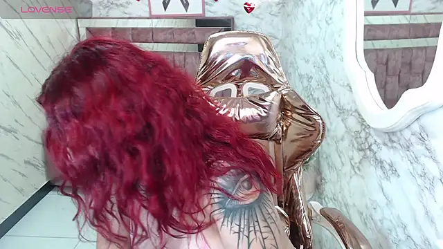 Red Bunny v online show from 16, 12, 2025