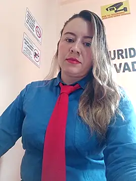Snapshot of Hannah-colx chatting on 27, 4, 2026 Hannah-colx online show from 27, 4, 2026