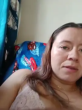 Snapshot of Hannah-colx chatting on 4, 7, 2026 Hannah-colx online show from 4, 7, 2026