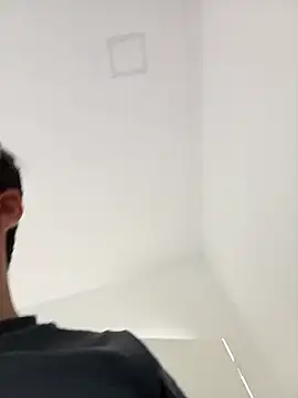 Lushakuiron1 online show from 16, 4, 2026