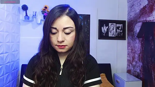 Eva Roussell online show from 7, 10, 2025