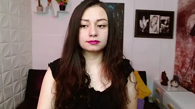 Eva Roussell online show from 16, 4, 2026