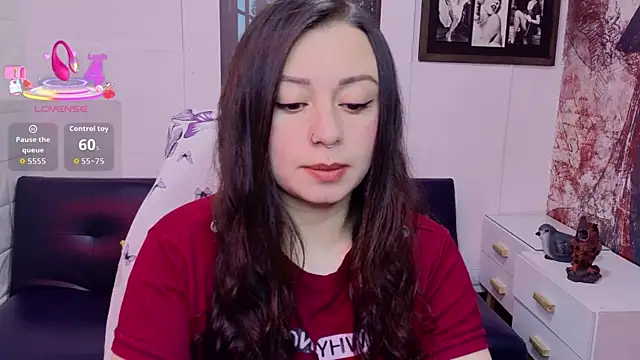 Snapshot of Eva_Roussell chatting on 13, 7, 2026 Eva Roussell online show from 13, 7, 2026