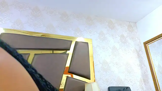 EmilieLake online show from 4, 3, 2026