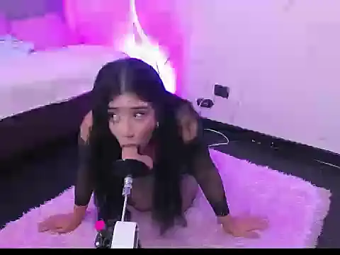 Snapshot of CandyMoon_mc chatting on 22, 11, 2025 CandyMoon mc online show from 22, 11, 2025