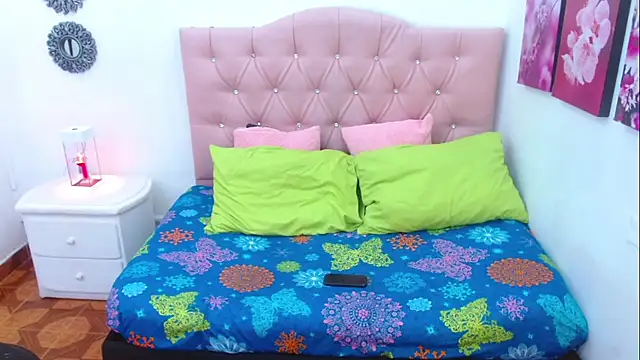 ivy scorpio online show from 2, 10, 2025