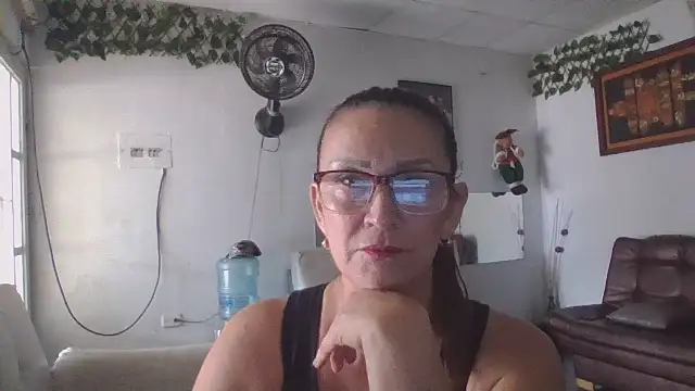 MiaVega online show from 29, 10, 2025