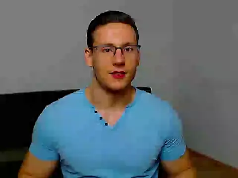 Snapshot of ZeinMiracles chatting on 9, 9, 2025 ZeinMiracles online show from 9, 9, 2025