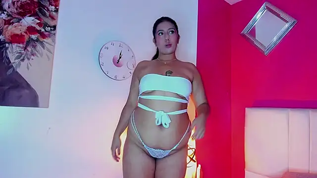 Miia colliins online show from 12, 11, 2025