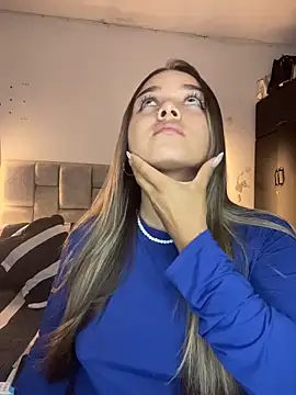 AnnyLopezzz  online show from 9, 3, 2026