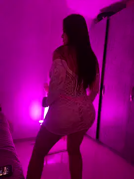 Snapshot of kattywil chatting on 21, 11, 2025 kattywil online show from 21, 11, 2025