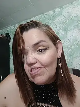 Snapshot of MayaLuna1 chatting on 26, 10, 2025 MayaLuna1 online show from 26, 10, 2025