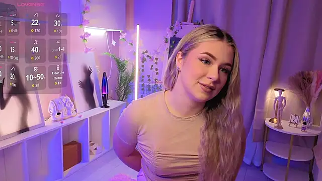 Snapshot of AliaBuerstatte chatting on 21, 10, 2025 AliaBuerstatte online show from 21, 10, 2025